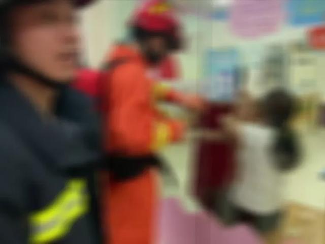 半岛官网警惕！一小时发生两起无锡家长要注意(图1)